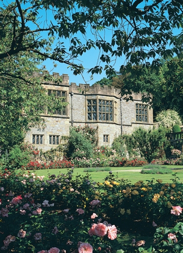 Haddon Hall VP Greetings Cards